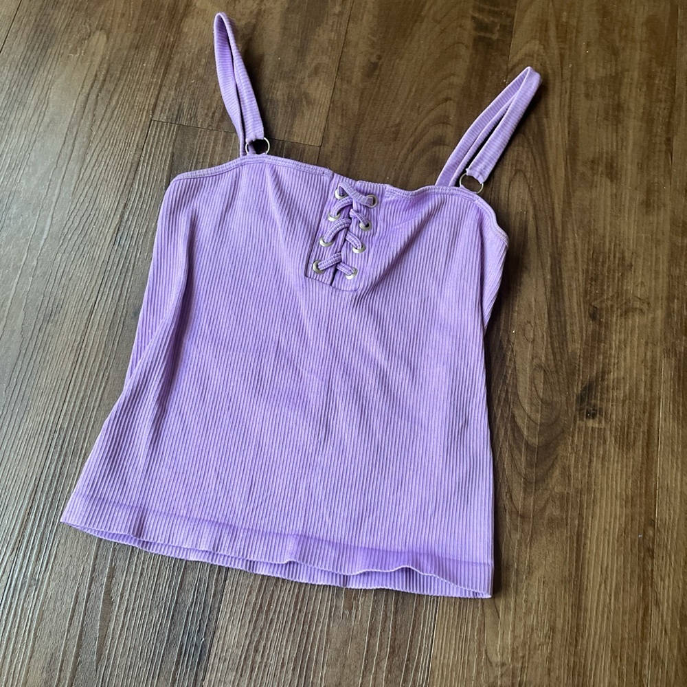 Purple lavender lace up ribbed tank top.